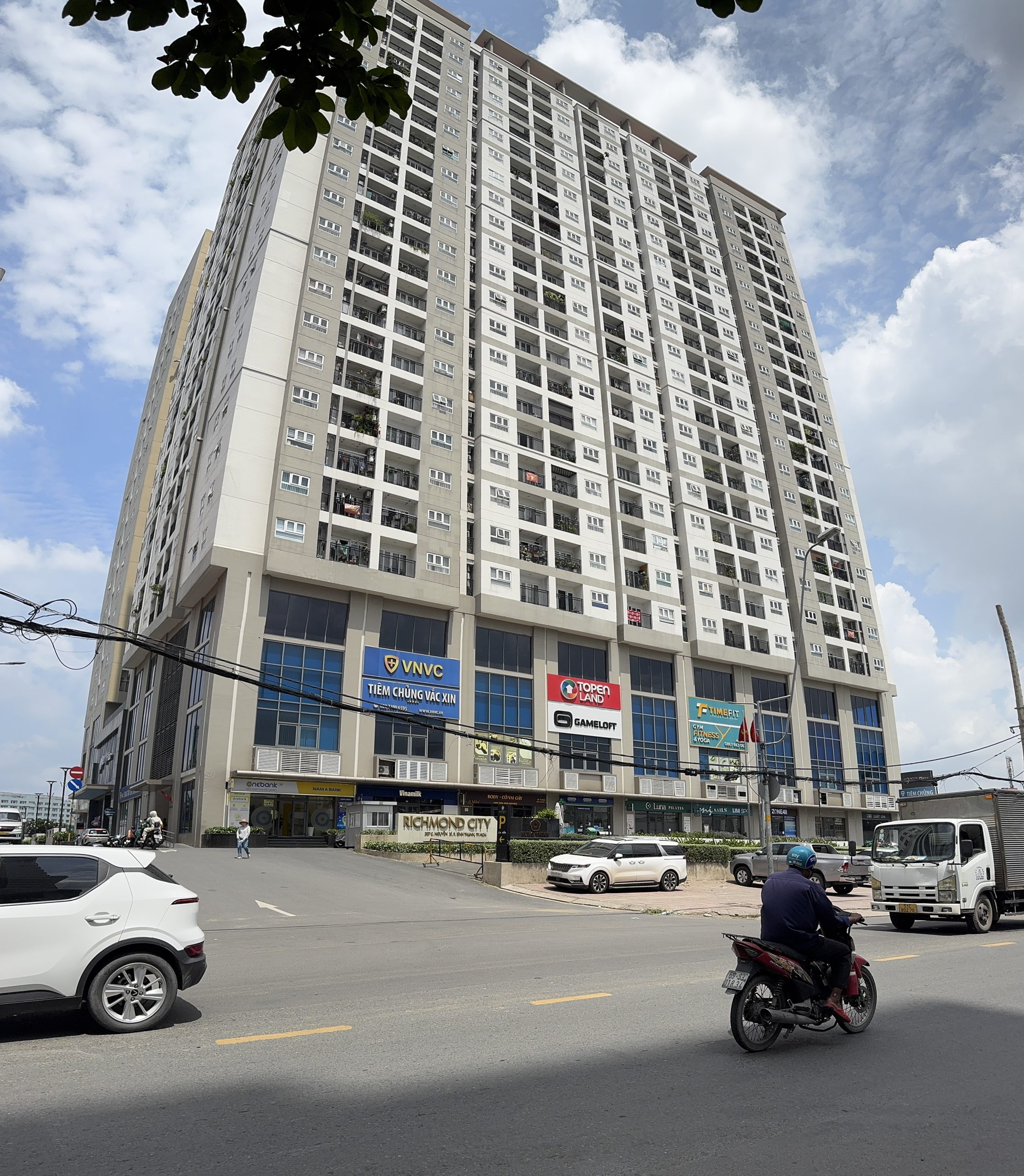Tòa nhà nơi đặt văn phòng Sallo tại TP.HCM